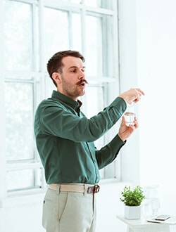 Andrey Votinov — директор с многолетним опытом